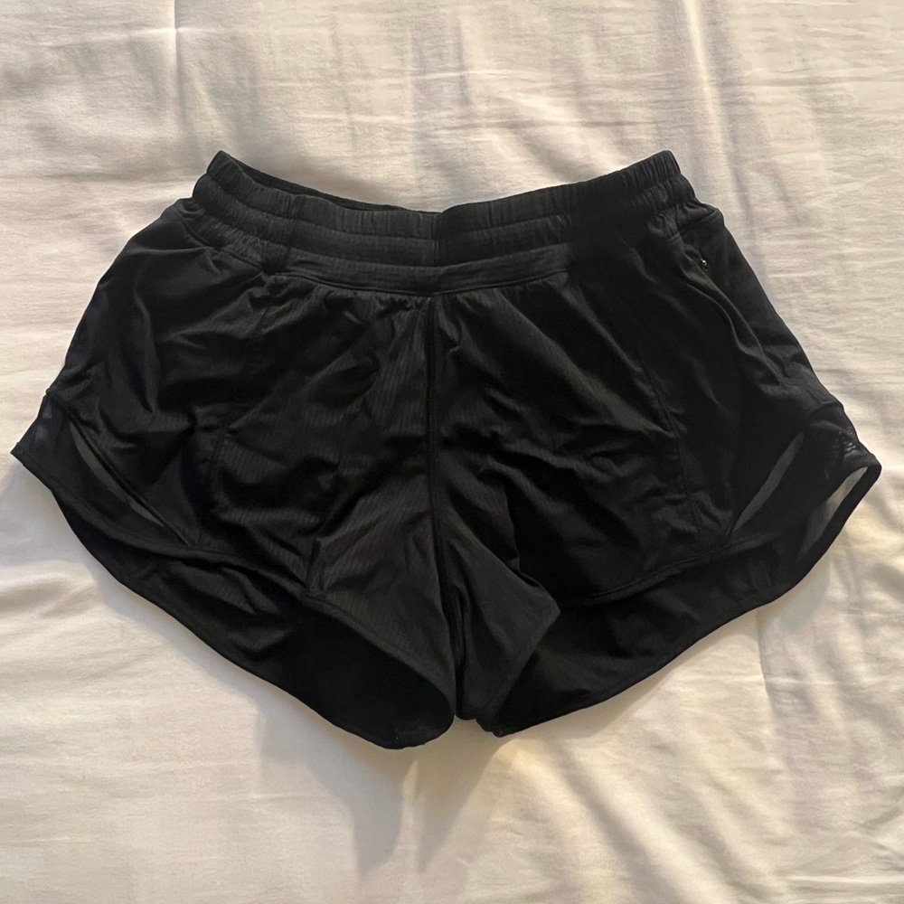 Lululemon shorts size 4